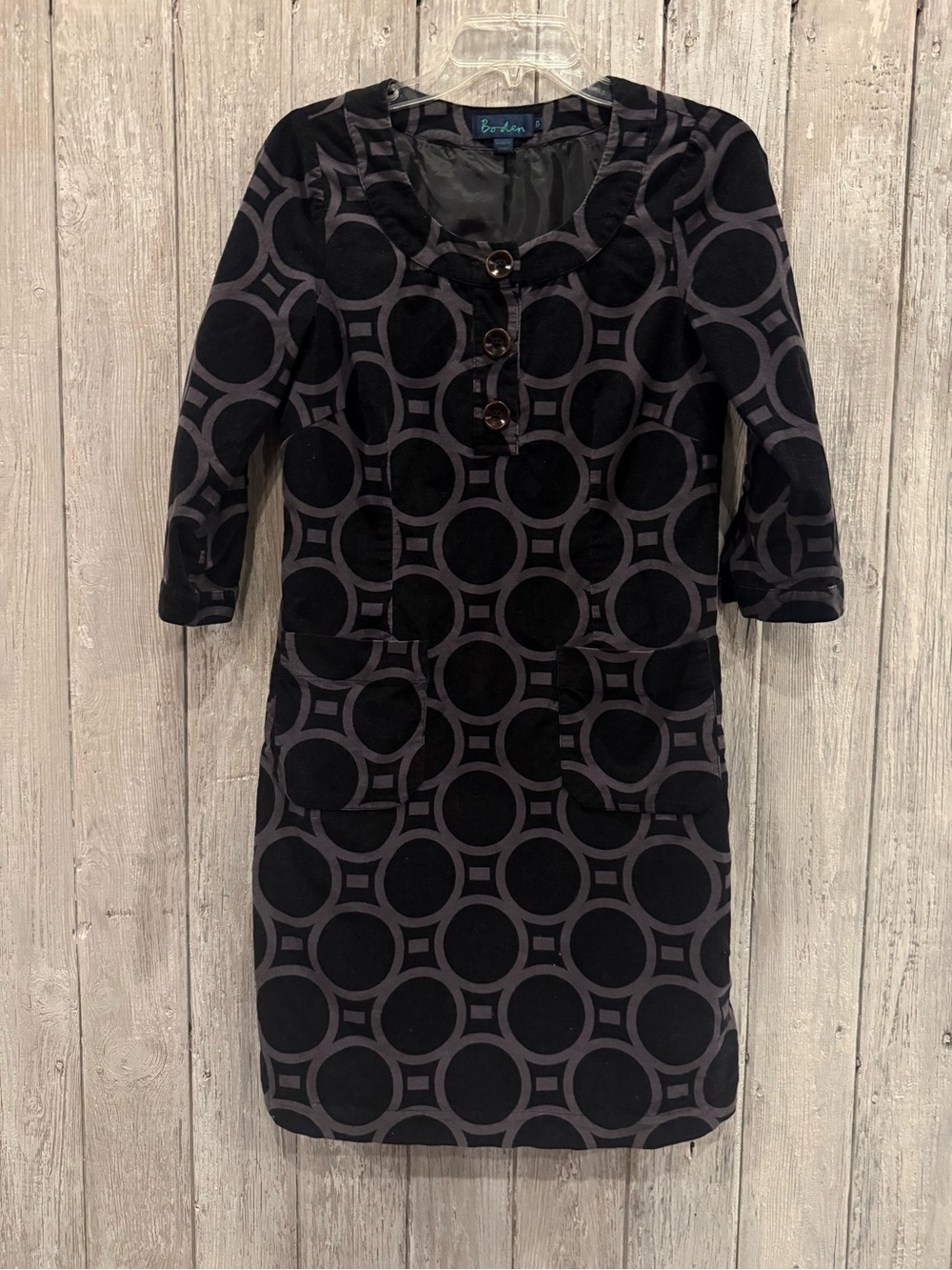Boden Black and Gray Geo Circle Shift Dress